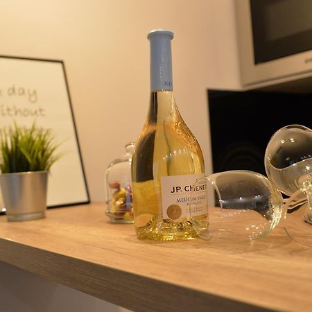 Apartment Pleasure Нови-Сад Экстерьер фото
