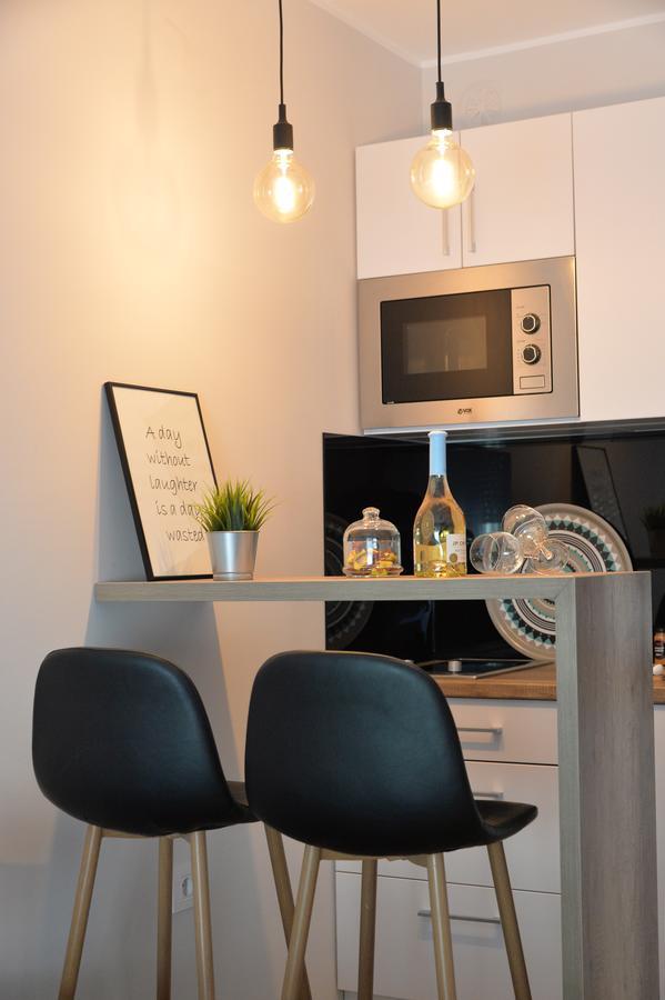 Apartment Pleasure Нови-Сад Экстерьер фото