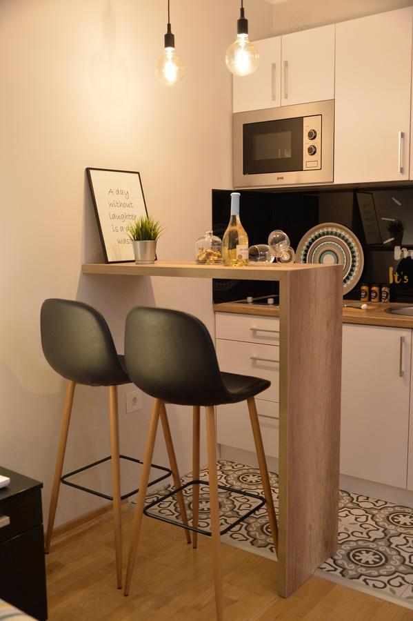 Apartment Pleasure Нови-Сад Экстерьер фото
